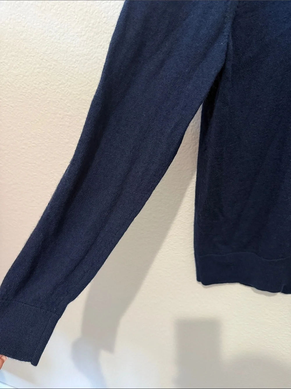 Banana Republic Men's Navy 100% Wool Crewneck Sweater